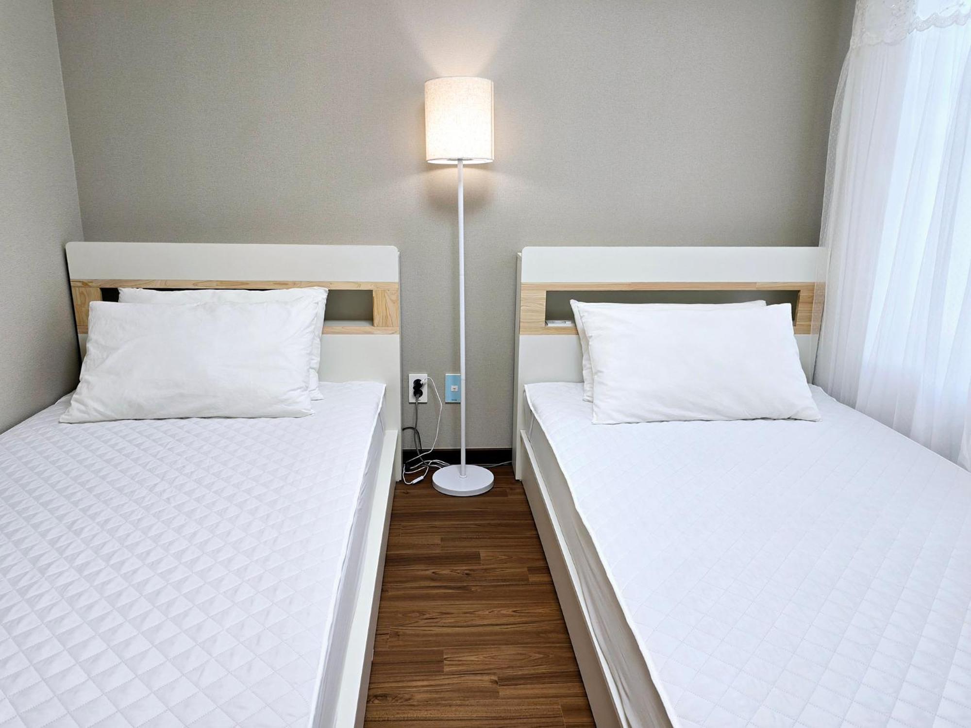 Incheon Airport Guesthouse L Buitenkant foto