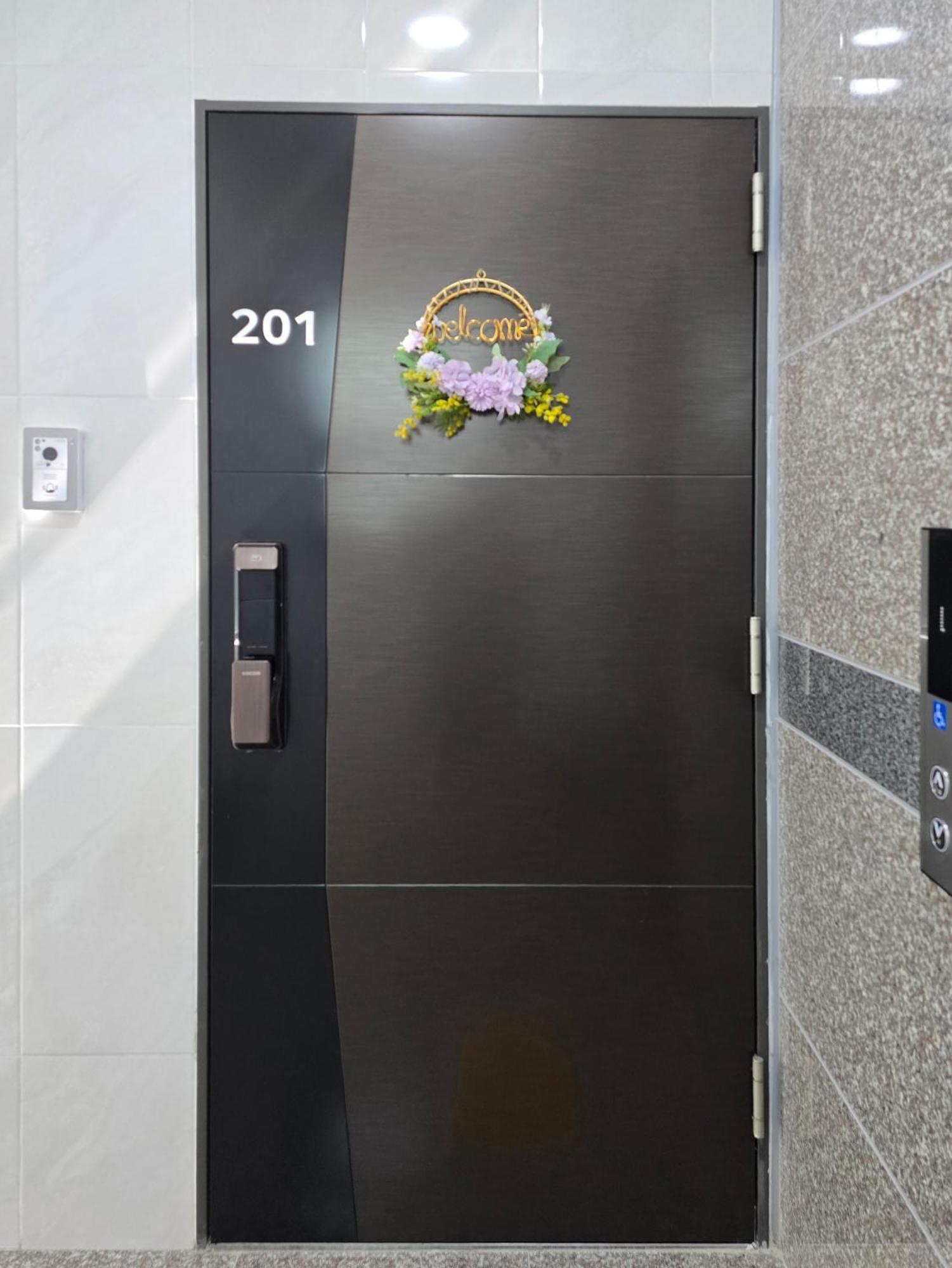 Incheon Airport Guesthouse L Buitenkant foto